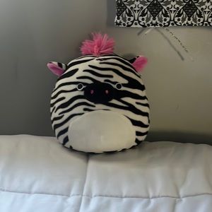 Zebra squish, mellow size 8”